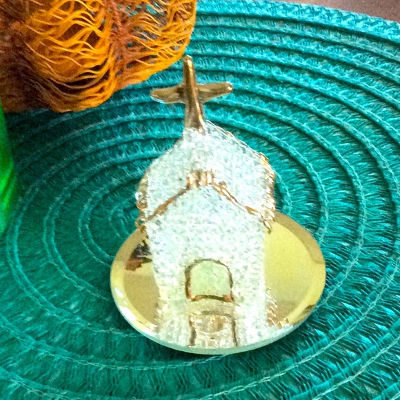 Vtg 24 Karet gold plated Spun glass church.  4”. - Picture 2 of 6